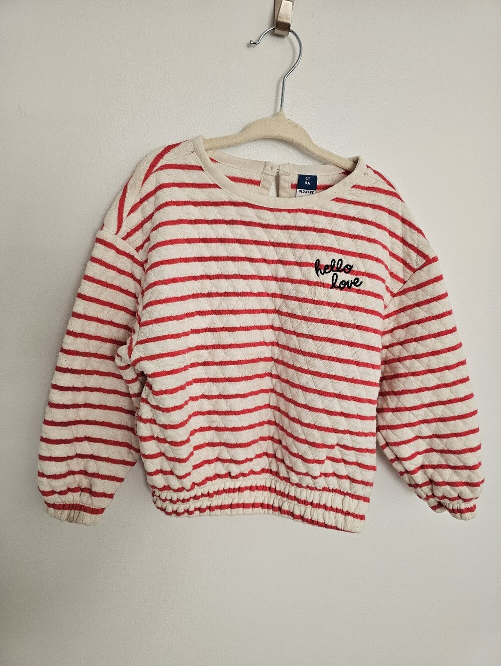 🧸2/20$ Old Navy Cream & Pink Striped Quilted Pullover Sweater Girl 4T